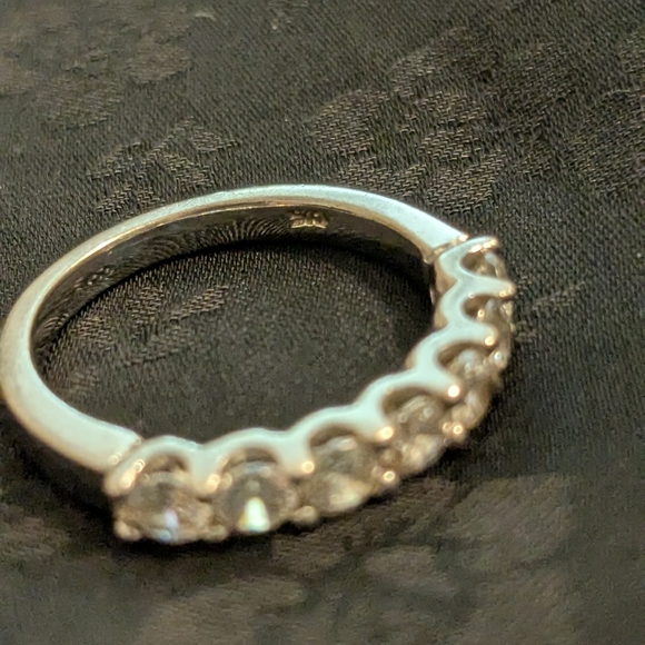 Elegant Eternity Band 925 Solid Sterling Silver Silver with CZ Size 5 - Picture 4 of 6